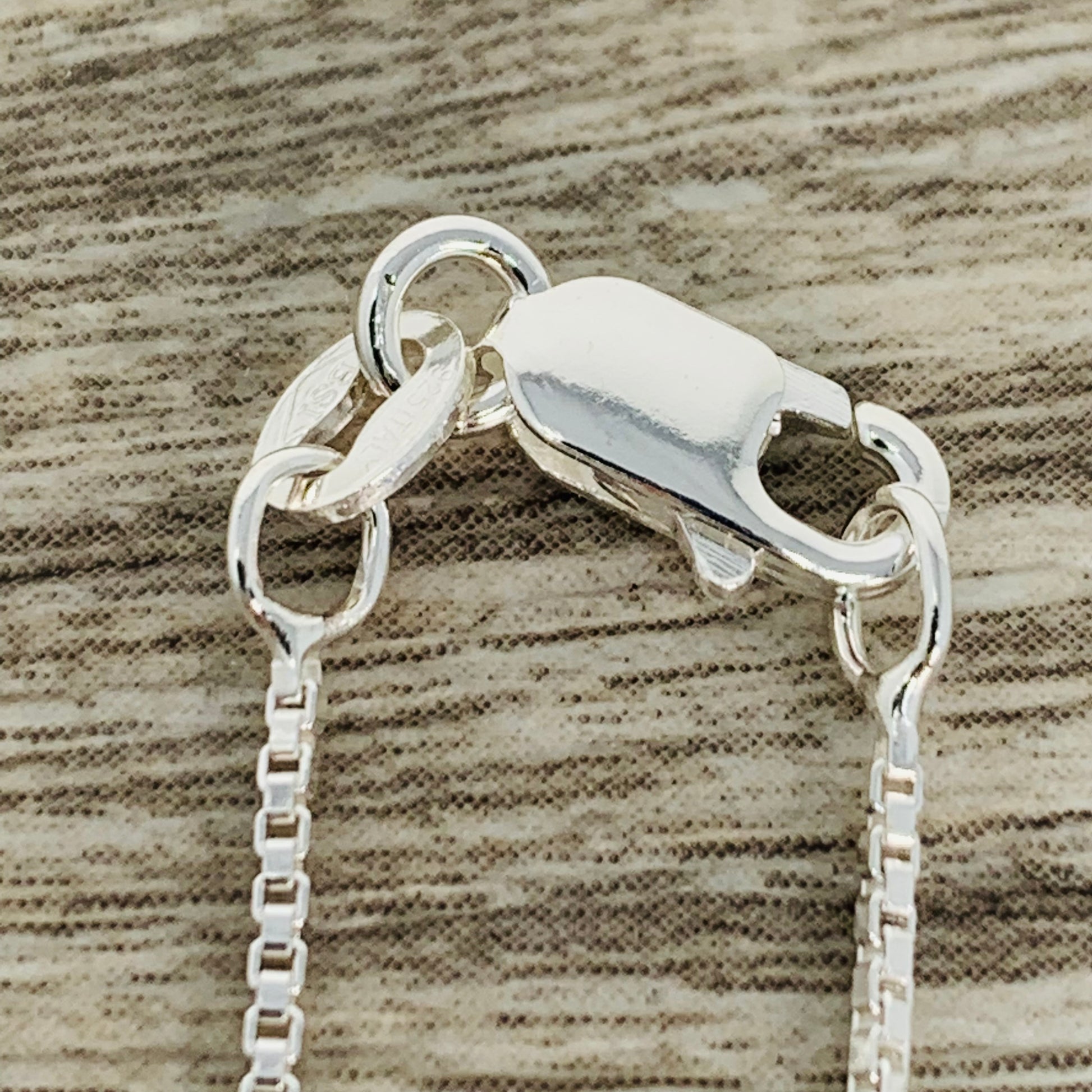 Sterling Silver Chain - BOX (16", 18", 20", 24")