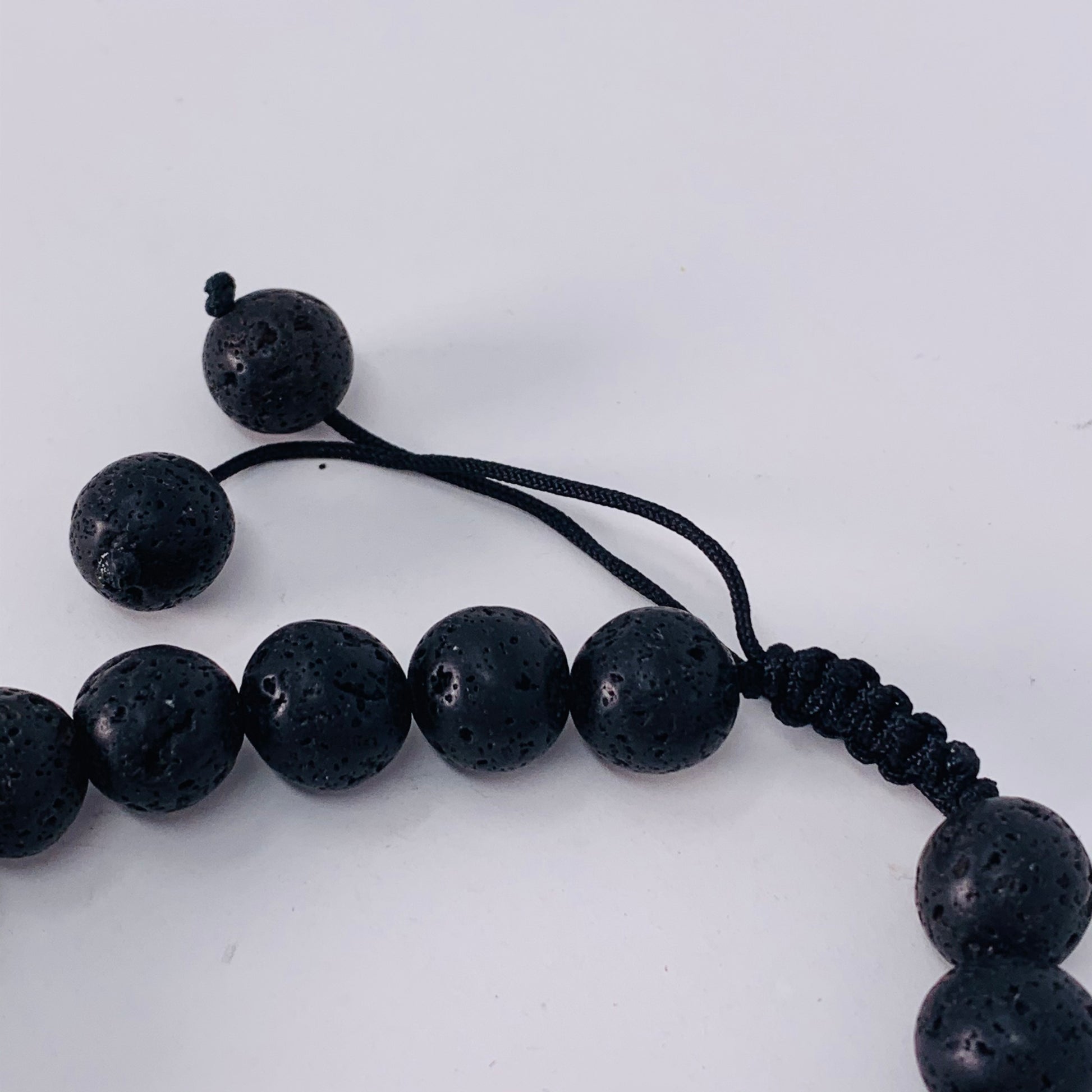 Bracelet - Lava Bead Black - 10mm