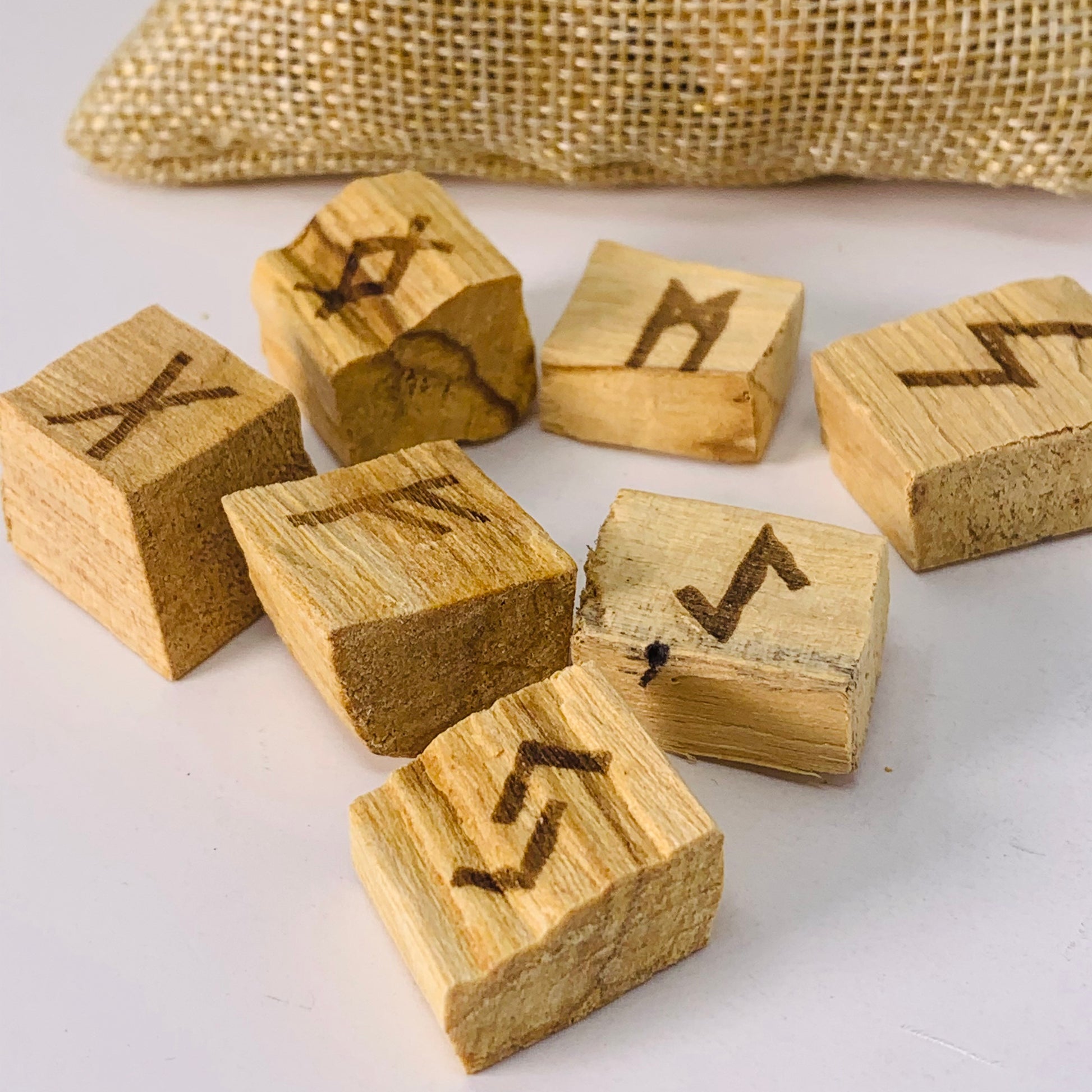 Rune Set - Palo Santo Wood