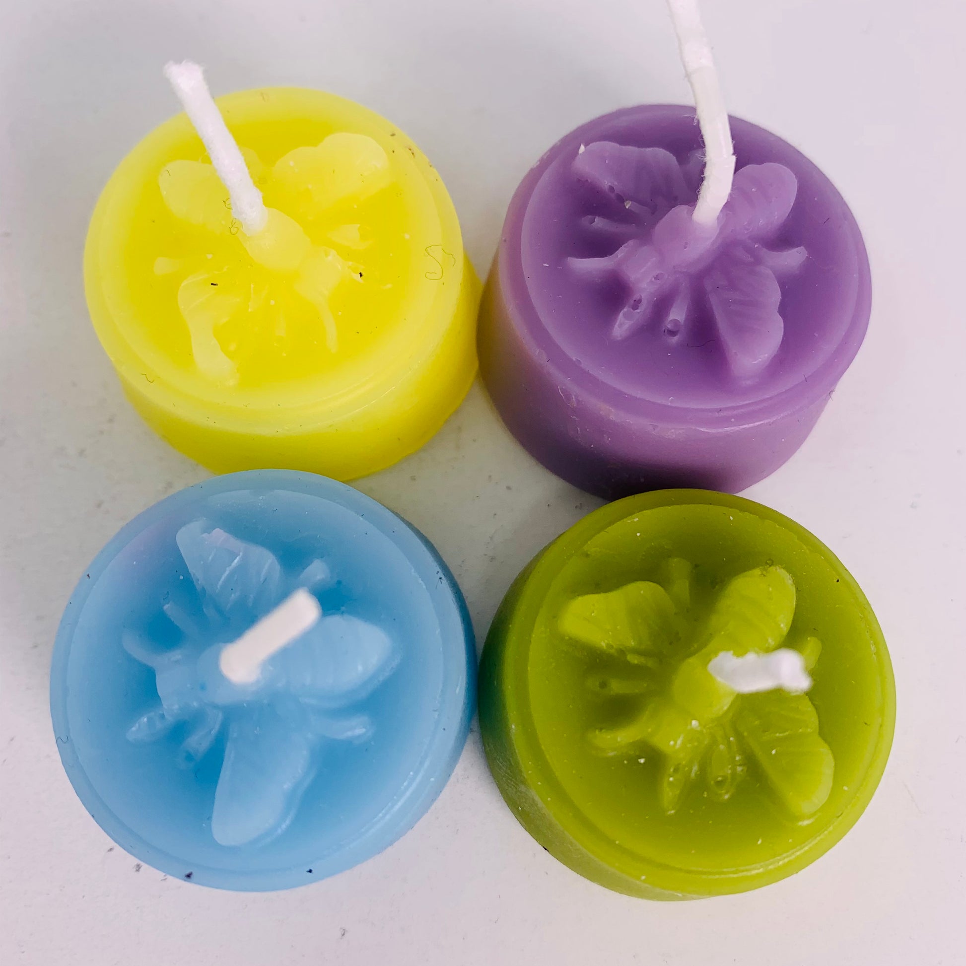 Beeswax Tea Lights (Various Colours)