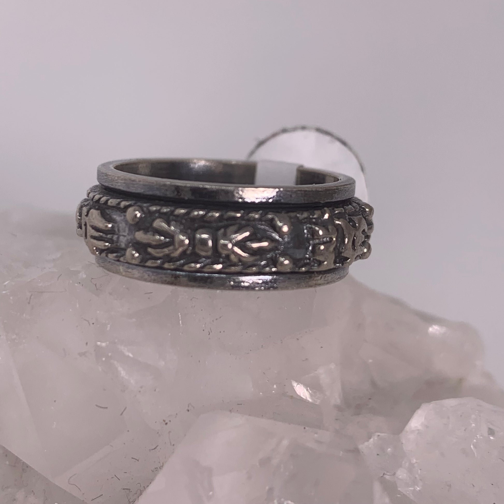 Ring - Om Mani Padme Hum (Spinner) - Size 7