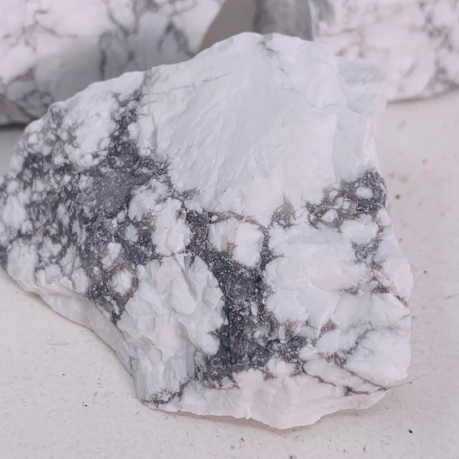 Howlite Chunks - Rough