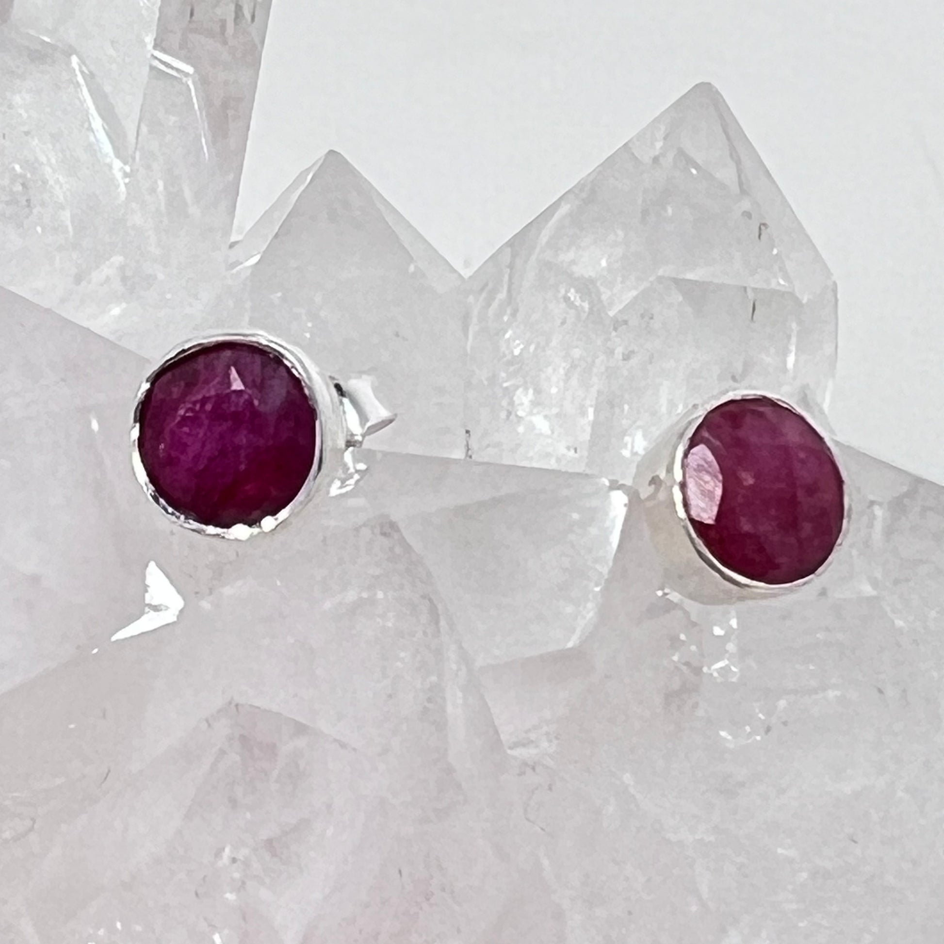Earrings - Ruby (round)