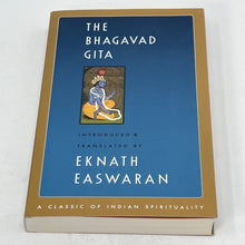 Load image into Gallery viewer, The Bhagavad Gita by Eknath Easwaran
