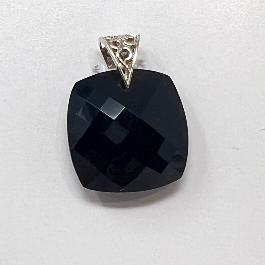 Pendant - Black Onyx (Square - Faceted)