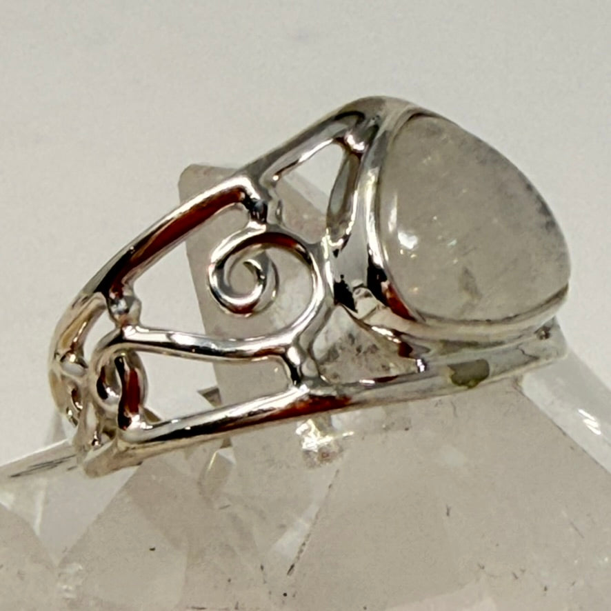 Ring - Rainbow Moonstone Size 10