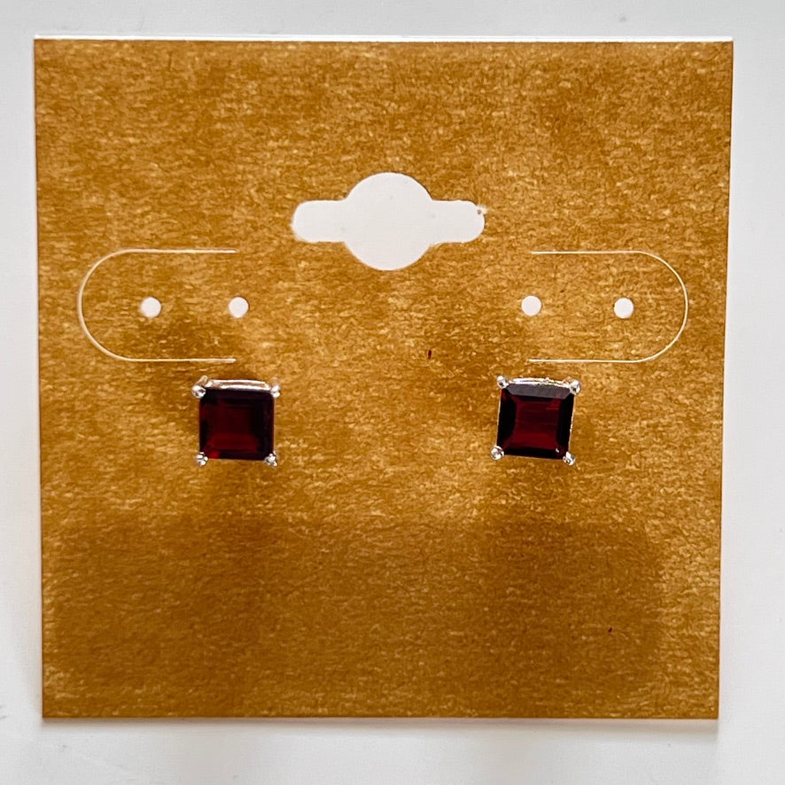 Earrings - Garnet (Triange/Square/Rectangle)