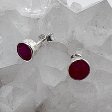 Load image into Gallery viewer, Earrings - Ruby
