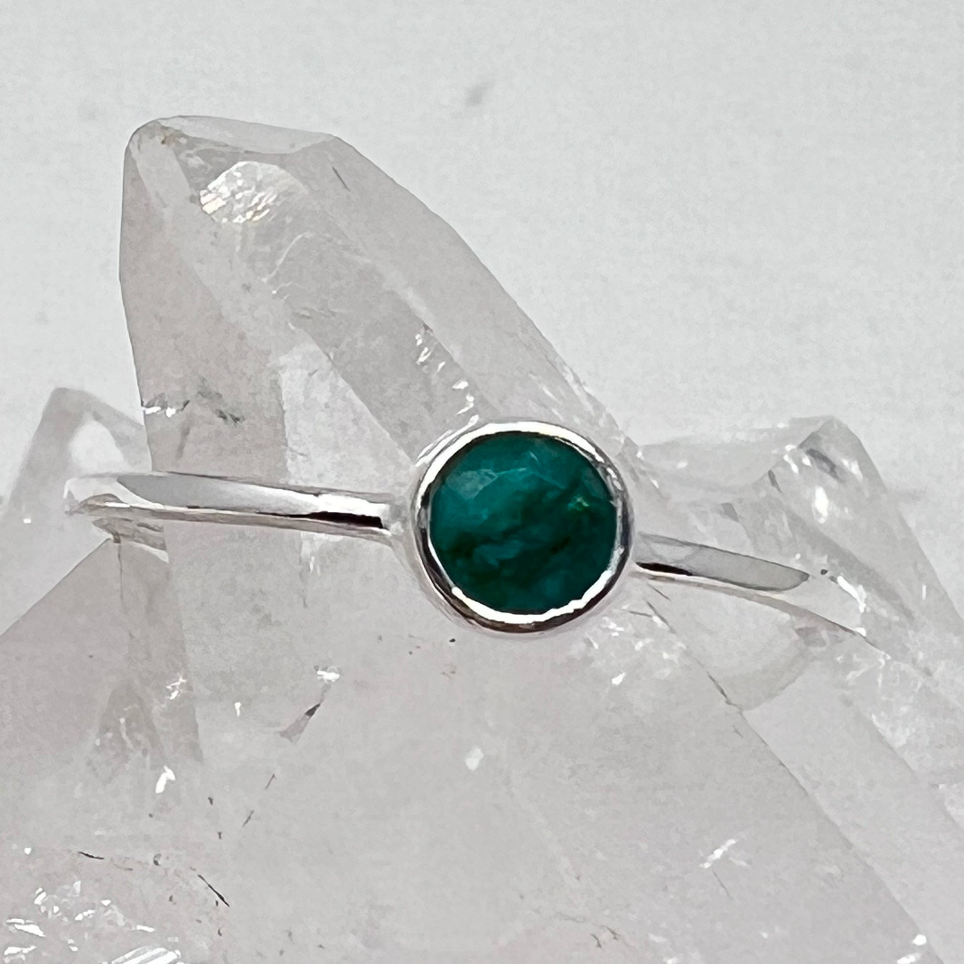 Ring - Emerald (Multiple Sizes & Shapes)