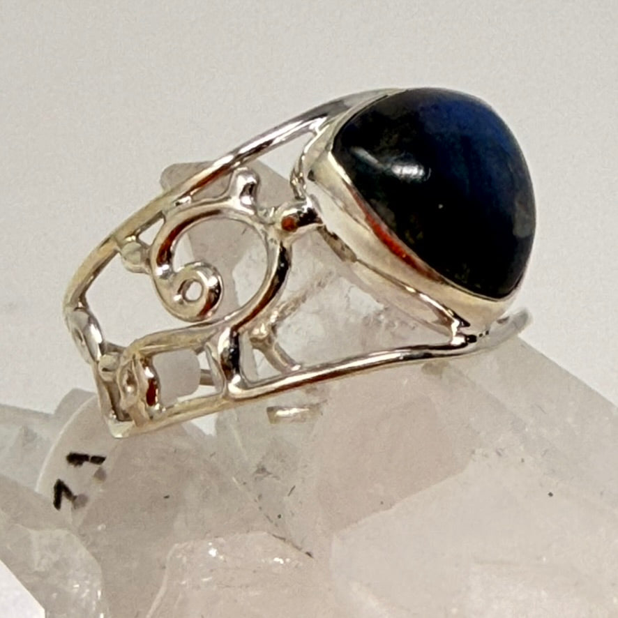 Ring - Labradorite - Size 12
