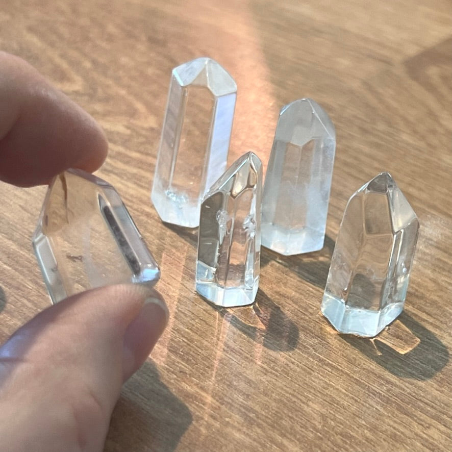 Clear Quartz - Standing Point (XS)