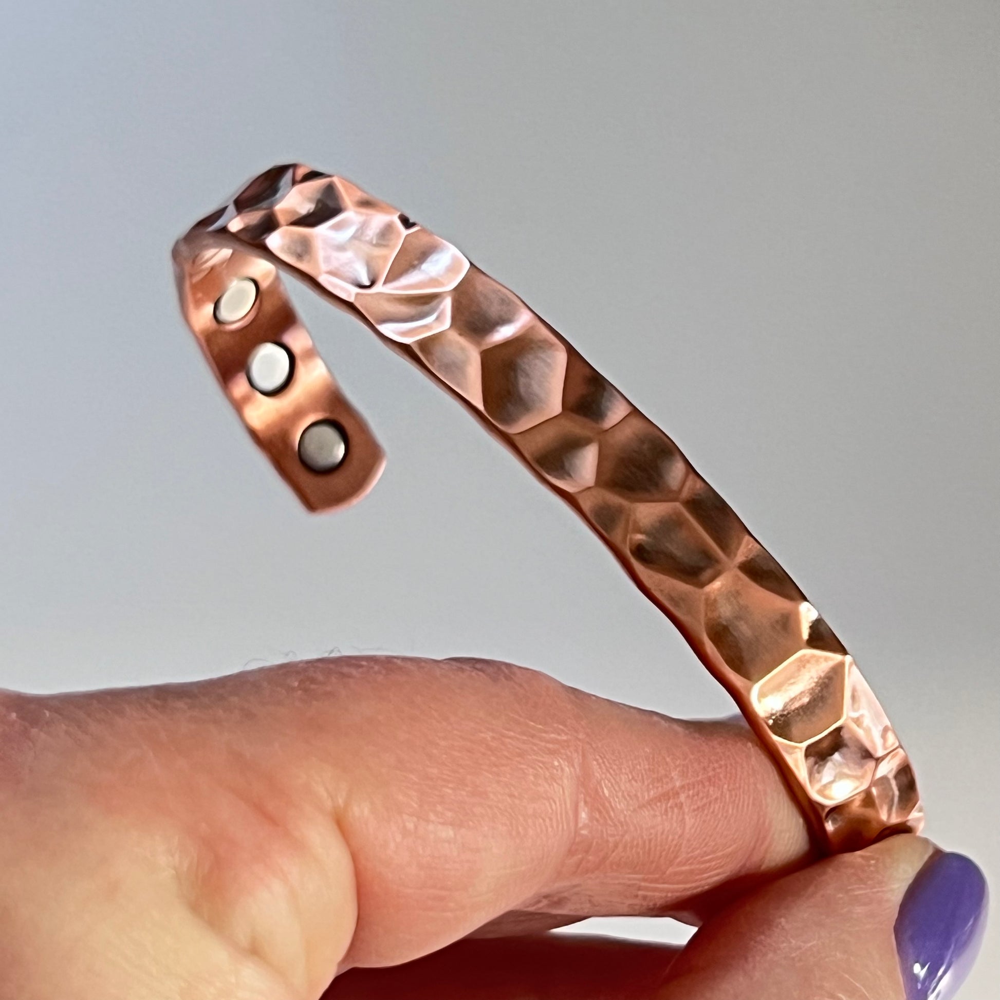 Magnetic Copper Bangle Bracelet - Hammered Effect