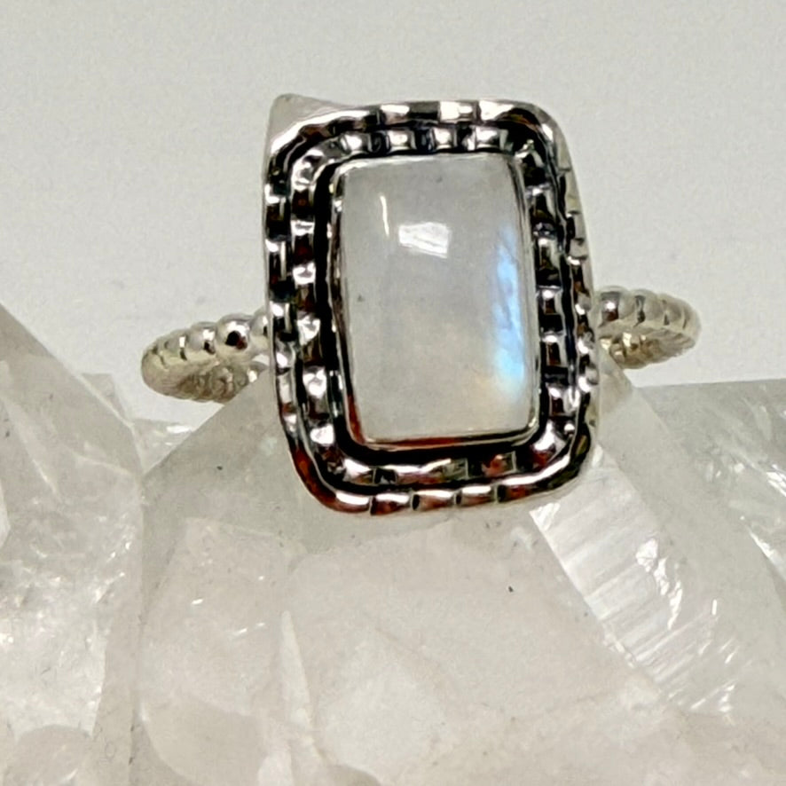 Ring - Rainbow Moonstone - Size 12