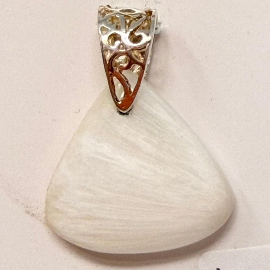 Pendant - Scolecite