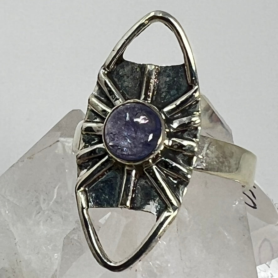 Ring - Tanzanite - Size 8