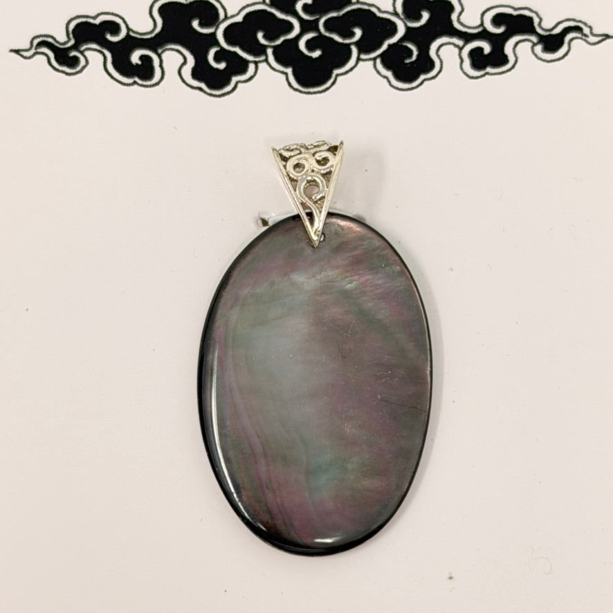 Pendant - Mother of Pearl