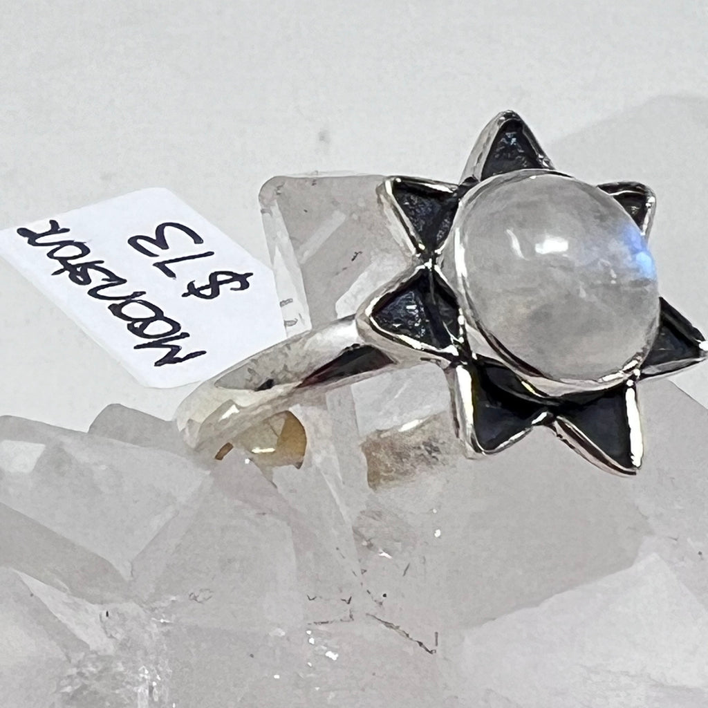 Ring - Rainbow Moonstone Size 9