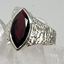 Load image into Gallery viewer, Ring - Garnet - Size 8

