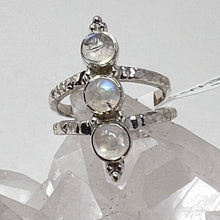 Load image into Gallery viewer, Ring - Rainbow Moonstone - Size 7
