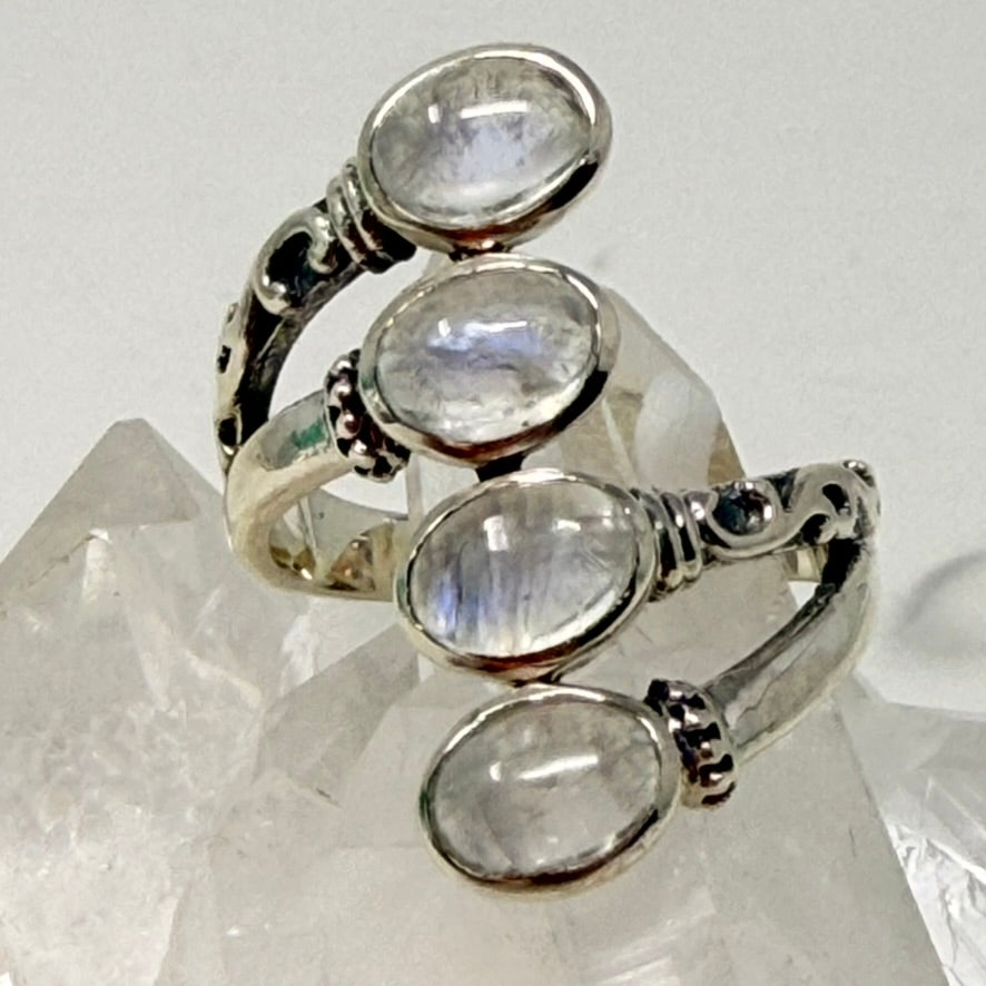 Ring - Rainbow Moonstone - Size 8