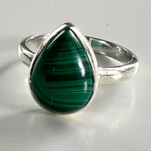Load image into Gallery viewer, Ring - Malachite - Size 8
