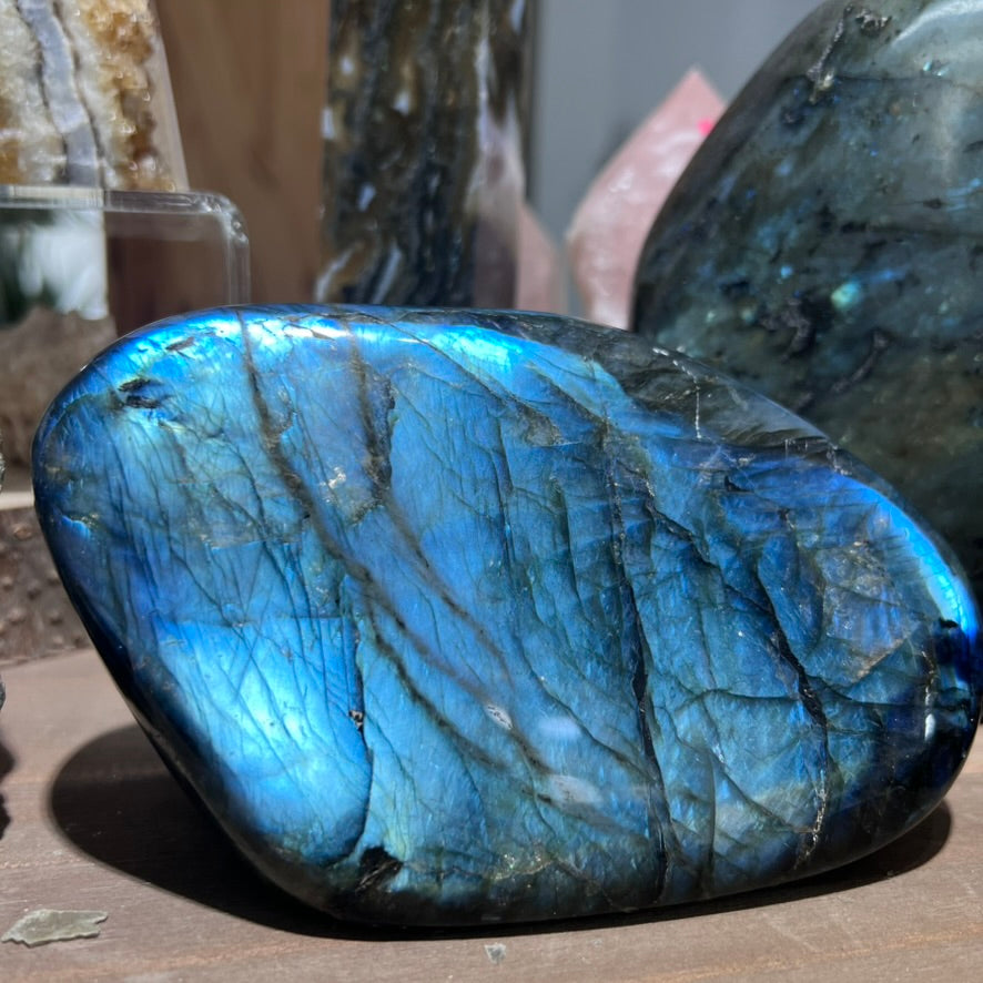 Labradorite Polished Stand Up (rounded edges)