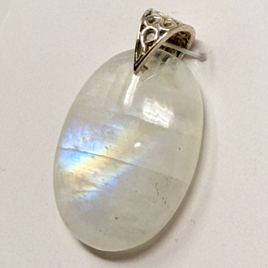 Pendant - Rainbow Moonstone (oval)