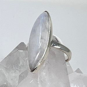 Ring - Rainbow Moonstone - Size 7