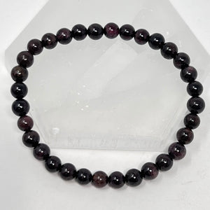Bracelet - Garnet 6mm