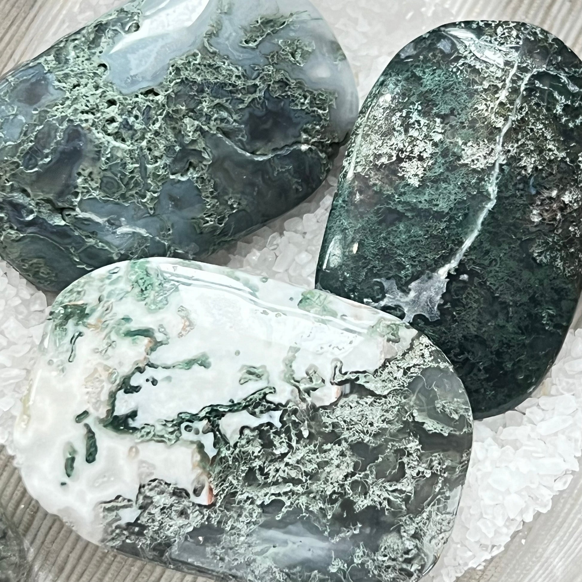 Moss Agate Palm Stone