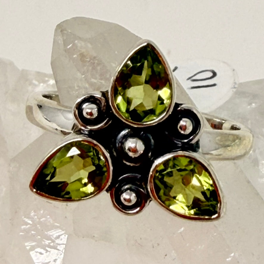 Ring - Peridot - Size 10