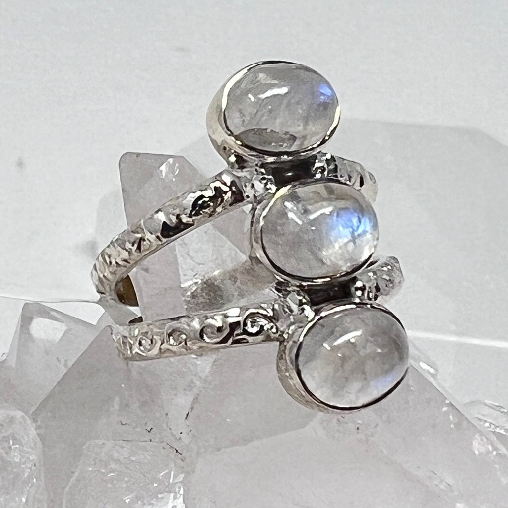 Ring - Rainbow Moonstone - Size 8