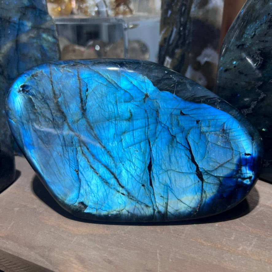 Labradorite Polished Stand Up (rounded edges)
