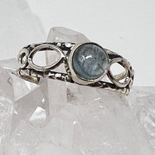 Load image into Gallery viewer, Ring - Silver Topaz - Size 9
