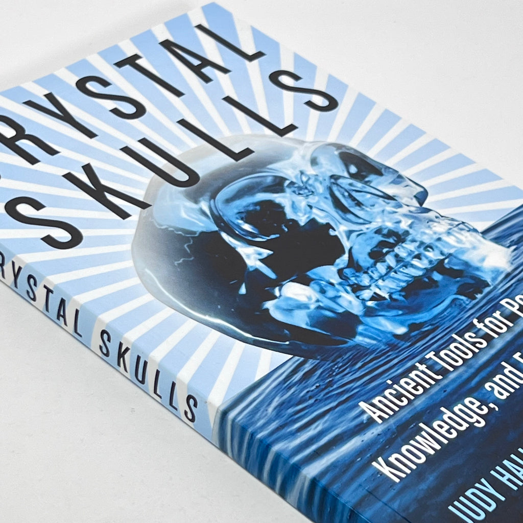 Crystal Skulls by Judy Hall