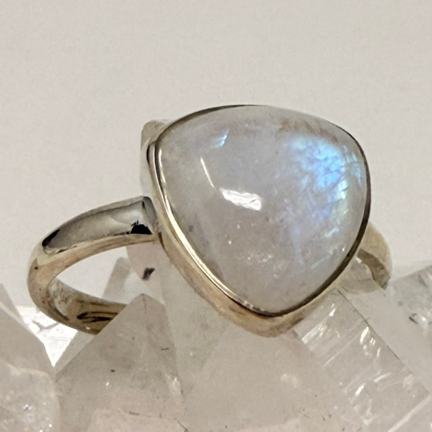 Ring - Rainbow Moonstone Size 13