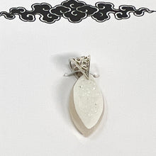 Load image into Gallery viewer, Pendant - Druzy Quartz
