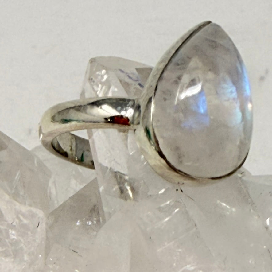 Ring - Rainbow Moonstone - Size 7