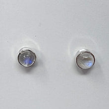 Load image into Gallery viewer, Earrings - Moonstone (Round)
