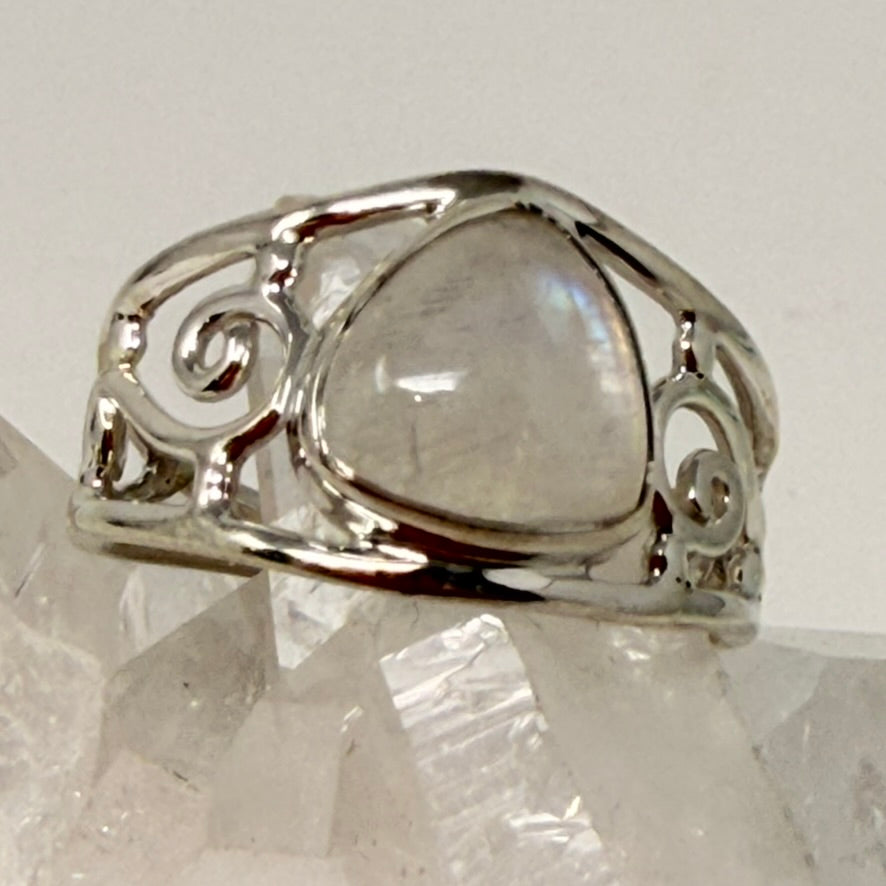 Ring - Rainbow Moonstone Size 10