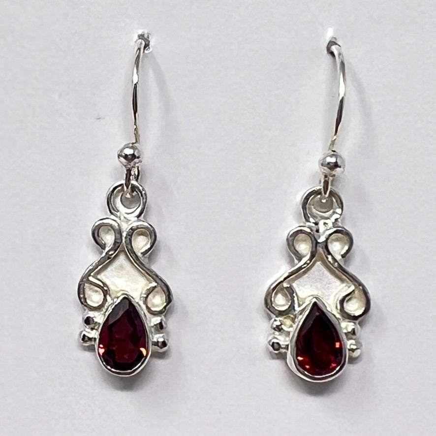 Earrings - Garnet
