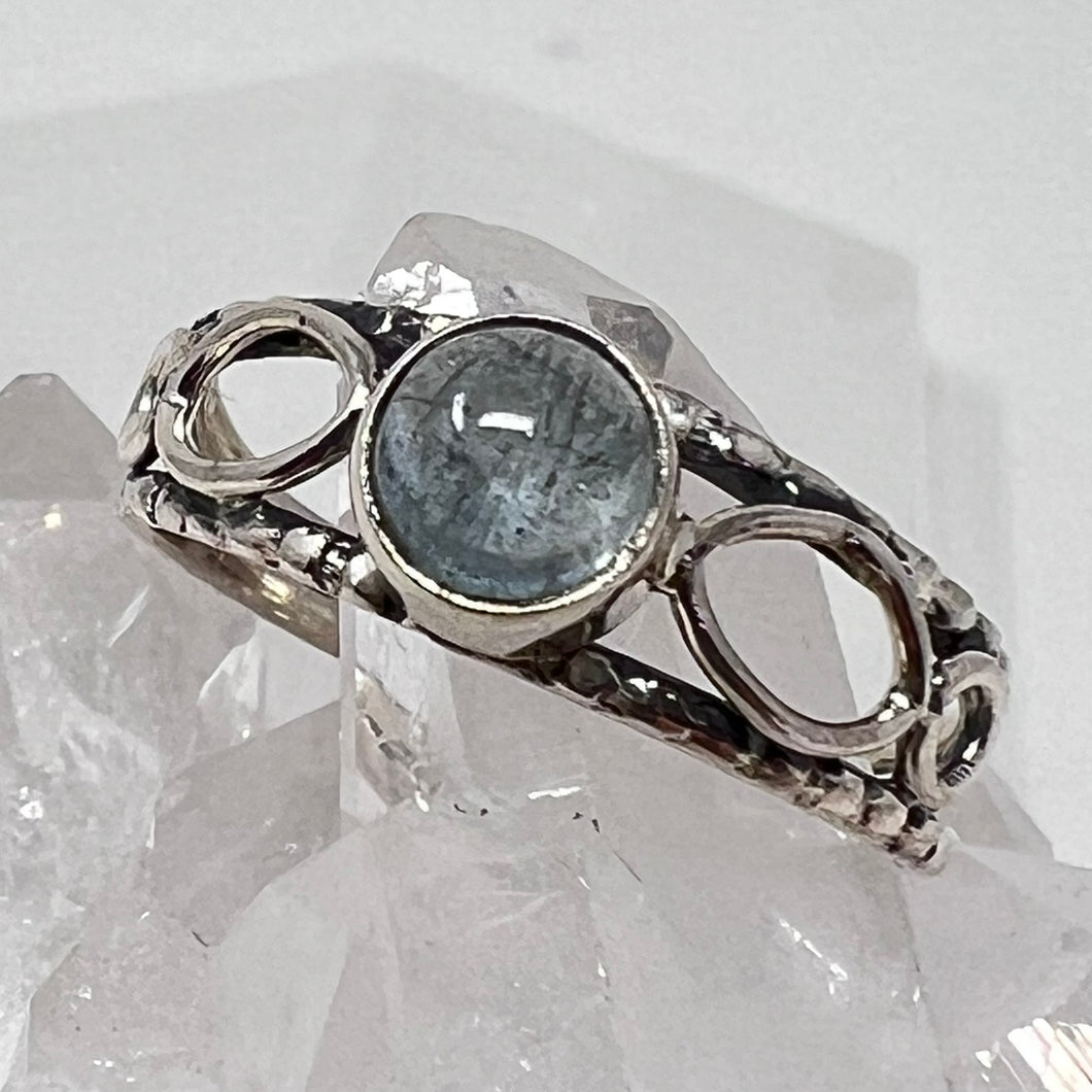 Ring - Silver Topaz - Size 9