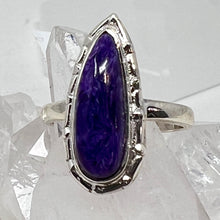 Load image into Gallery viewer, Ring - Charoite - Size 8
