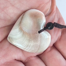 Load image into Gallery viewer, Shiva Shell Heart Pendant
