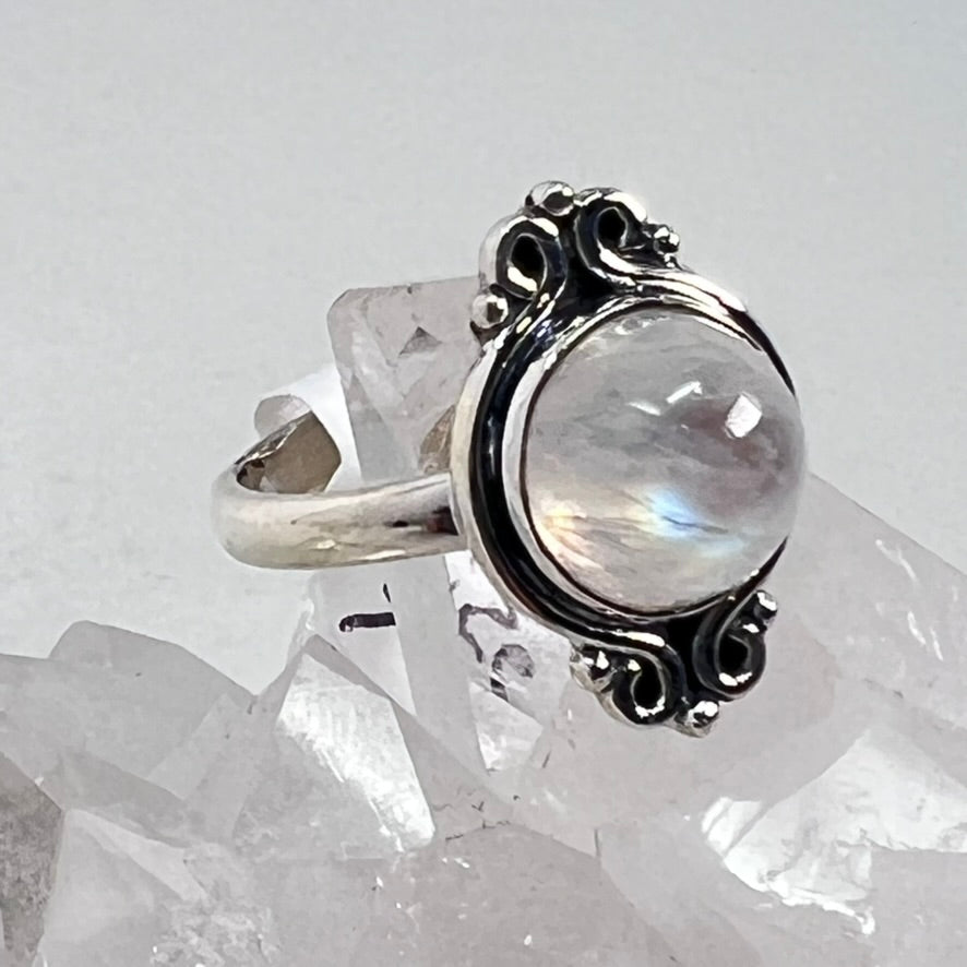 Ring - Rainbow Moonstone Size 9
