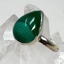 Load image into Gallery viewer, Ring - Malachite - Size 8
