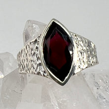 Load image into Gallery viewer, Ring - Garnet - Size 8
