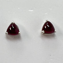 Load image into Gallery viewer, Earrings - Garnet (Triange/Square/Rectangle)
