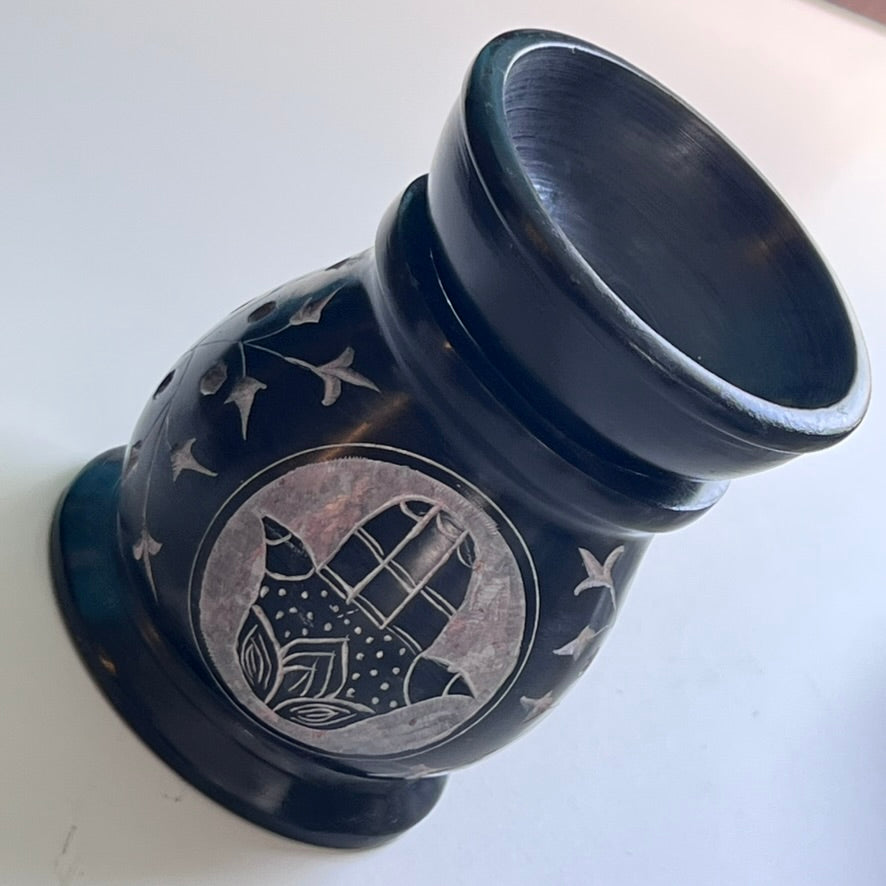 Soapstone Oil Diffuser - Hamsa/Black
