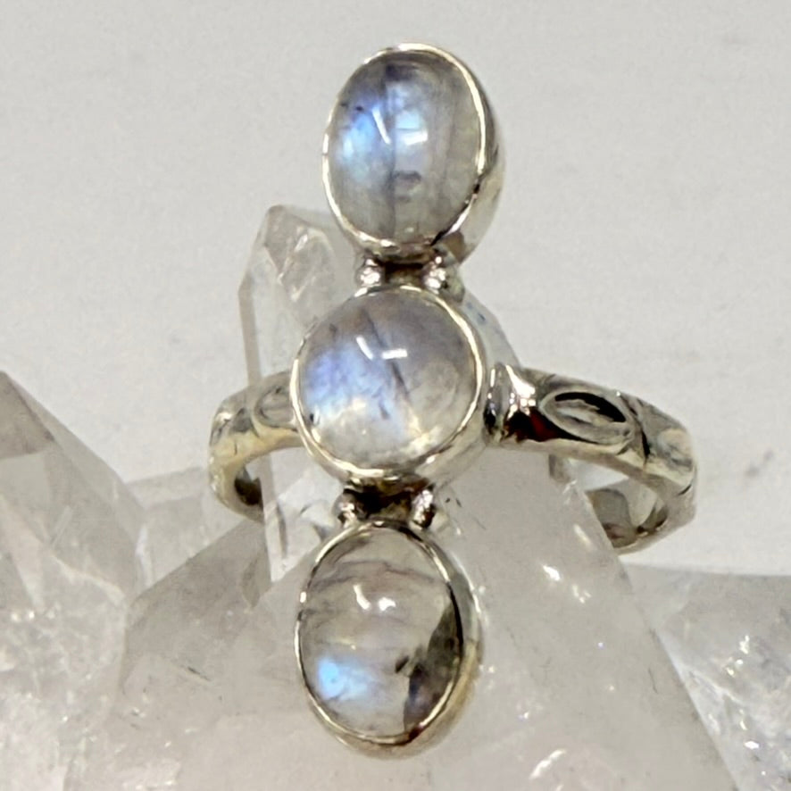 Ring - Rainbow Moonstone - Size 7